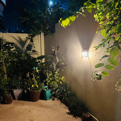 LAMPARA SOLAR CON SENSOR DE MOVIMIENTO